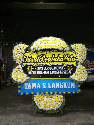 Papan Bunga Duka di Wajo